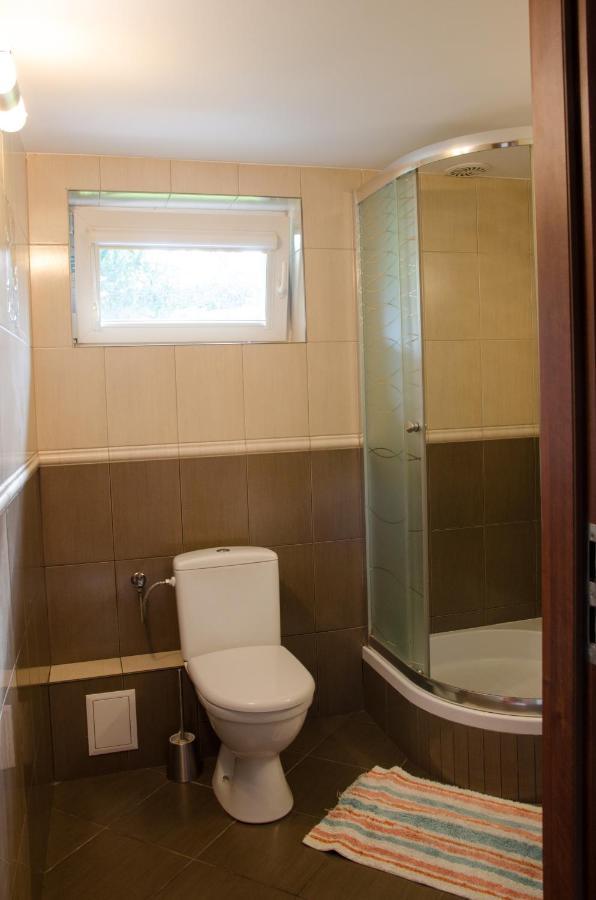 Villa Pod Debami Wadowice Exterior foto